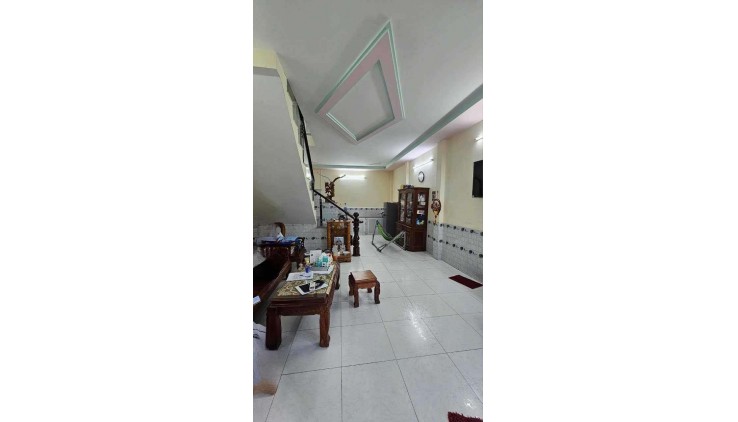 Bán nhà 52m², 2PN, 2 tầng, Bình Trị Đông B, Bình Tân, 3.5 tỷ, sổ hồng